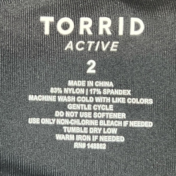 Torrid Leggins Black Sz 2 (18-20) 4in Waistband - Picture 3 of 4